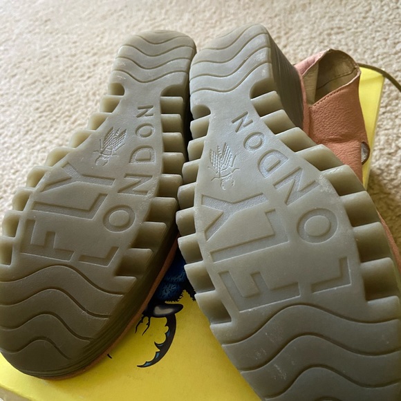 Fly London sandals - Picture 3 of 3